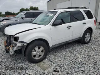 2010 Ford Escape XLT с VIN 1FMCU0DGXAKA35946, выставлен на аукционе Copart как лот 60035565 с пробегом 28 651 миль миль и Списание • Salvage title. История ставок и продаж доступна на DreamBid. Изображение 1.