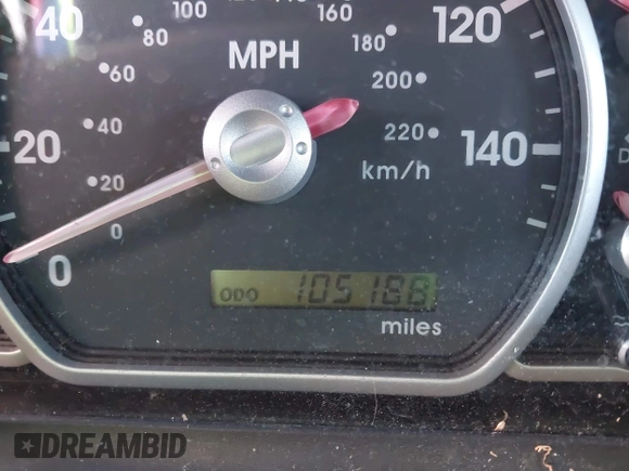 2005 Mitsubishi Endeavor LS with VIN 4A4MM21S05E074605, listed as a IAAI auction lot 41777750 with 105,188 mi miles. Bid and sale history available at carsss.com. Image 15.