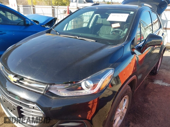 2020 Chevrolet Trax LT with VIN KL7CJLSB0LB041812, listed as a IAAI auction lot 40946314 with 42,616 mi miles and . Bid and sale history available at DreamBid. Image 6.