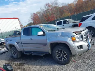 2017 GMC Canyon 4WD All Terrain w/Cloth with VIN 1GTH6CEN1H1183387, listed as a IAAI auction lot 40726339 with 45,096 mi miles. Bid and sale history available at carsss.com. Image 13.
