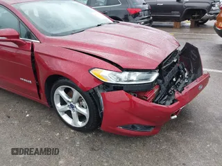 2014 Ford Fusion SE Hybrid with VIN 3FA6P0LU6ER315743, listed as a IAAI auction lot 41212111 with 83,433 mi miles. Bid and sale history available at carsss.com. Image 19.