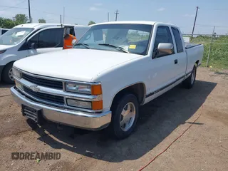 1998 Chevrolet Silverado 1500 with VIN 1GCEC19M0WE194095, listed as a IAAI auction lot 42162707 with 216,468 mi miles and . Bid and sale history available at DreamBid. Image 18.