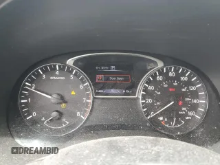 2019 Nissan Pathfinder SV z VIN 5N1DR2MM5KC637088, wystawiony jako Copart lot #55981835 z przebiegiem 104 826 mil mil oraz Szkoda całkowita • Salvage title. Historia ofert i sprzedaży dostępna na DreamBid. Obrazek 9.