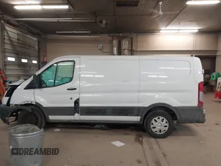 2016 Ford Transit Cargo z VIN 1FTYE1YM1GKB30742, wystawiony jako IAAI lot #41357645 z przebiegiem 240 747 mil mil oraz . Historia ofert i sprzedaży dostępna na DreamBid. Obrazek 15.