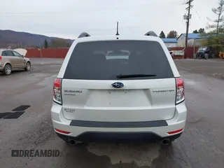 2012 Subaru Forester X Limited z VIN JF2SHBEC6CH445754, wystawiony jako IAAI lot #41863105 z przebiegiem 62 394 mil mil oraz . Historia ofert i sprzedaży dostępna na DreamBid. Obrazek 17.