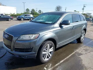 2013 Audi Q7 Premium Plus z VIN WA1LGBFE9DD003737, wystawiony jako IAAI lot #41888710 z przebiegiem 149 802 mil mil oraz . Historia ofert i sprzedaży dostępna na DreamBid. Obrazek 2.