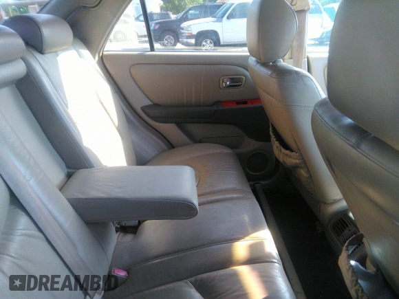 2001 Lexus RX 300 with VIN JTJHF10U110188231, listed as a IAAI auction lot 42135609 with 236,462 mi miles. Bid and sale history available at carsss.com. Image 8.