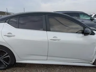 2020 Nissan Sentra SR z VIN 3N1AB8DV6LY241609, wystawiony jako IAAI lot #42255322 z przebiegiem 52 193 mil mil oraz . Historia ofert i sprzedaży dostępna na DreamBid. Obrazek 14.