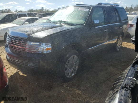 2013 Lincoln Navigator with VIN 5LMJJ2H53DEL00355, listed as a Copart auction lot 75035804 with 0 mi miles and Salvage Title. Bid and sale history available at carsss.com. Image 1.