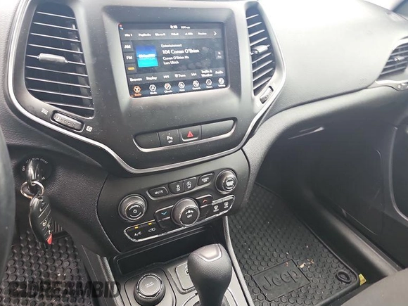 2019 Jeep Cherokee Latitude с VIN 1C4PJMCB6KD354004, выставлен на аукционе IAAI как лот 42854246 с пробегом 64 595 миль миль и . История ставок и продаж доступна на DreamBid. Изображение 4.