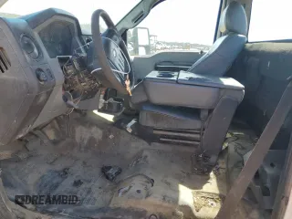 2013 Ford F-350 z VIN 1FDRF3E6XDEA42507, wystawiony jako Copart lot #47822115 z przebiegiem 319 942 mil mil oraz Szkoda całkowita • Salvage title. Historia ofert i sprzedaży dostępna na DreamBid. Obrazek 7.