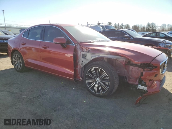 2019 Volvo S60 Inscription with VIN 7JRA22TL9KG012093, listed as a Copart auction lot 43521384 with 18,511 mi miles. Bid and sale history available at carsss.com. Image 4.