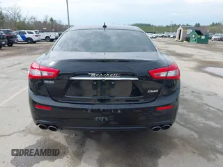 2016 Maserati Ghibli S z VIN ZAM57RSA0G1175621, wystawiony jako IAAI lot #42055212 z przebiegiem 52 731 mil mil oraz . Historia ofert i sprzedaży dostępna na DreamBid. Obrazek 16.
