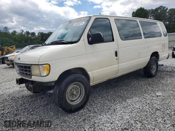 1992 Ford Econoline Wagon Super Custom z VIN 1FBJS31H3NHB08839, wystawiony jako Copart lot #55049275 z przebiegiem 158 054 mil mil oraz Szkody całkowita. Historia ofert i sprzedaży dostępna na DreamBid. Obrazek 1.