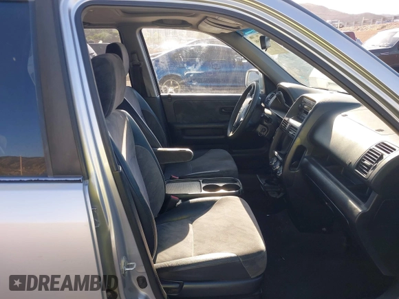 2002 Honda CR-V EX z VIN JHLRD78842C084455, wystawiony jako IAAI lot #42239199 z przebiegiem 134 320 mil mil oraz . Historia ofert i sprzedaży dostępna na DreamBid. Obrazek 5.