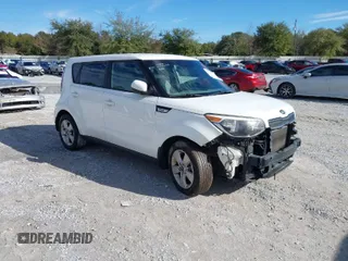 2018 Kia Soul with VIN KNDJN2A27J7907158, listed as a IAAI auction lot 41331142 with 82,577 mi miles. Bid and sale history available at carsss.com. Image 1.