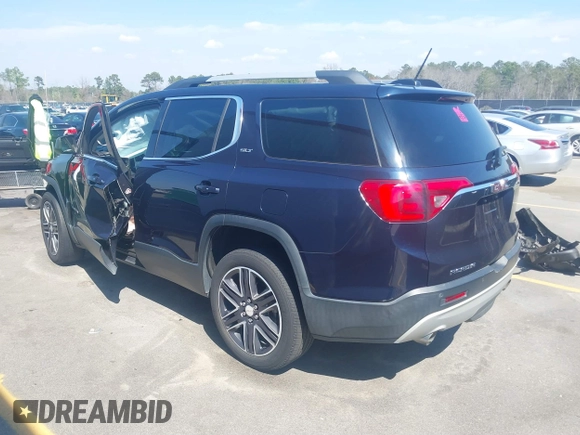 2017 GMC Acadia SLT with VIN 1GKKNMLS5HZ257326, listed as a IAAI auction lot 41786974 with 105,636 mi miles. Bid and sale history available at carsss.com. Image 3.