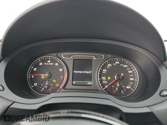 2015 Audi Q3 Premium Plus z VIN WA1BFCFS7FR002537, wystawiony jako Copart lot #77711754 z przebiegiem 78 024 mil mil oraz Szkoda całkowita • Salvage title. Historia ofert i sprzedaży dostępna na DreamBid. Obrazek 9.