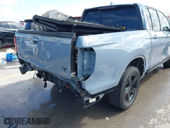 2023 Honda Ridgeline Black Edition z VIN 5FPYK3F83PB022931, wystawiony jako IAAI lot #42105410 z przebiegiem 42 807 mil mil oraz . Historia ofert i sprzedaży dostępna na DreamBid. Obrazek 6.