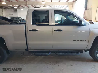 2017 Chevrolet Silverado 1500 LT with VIN 1GCVKREC5HZ252129, listed as a IAAI auction lot 41527539 with 135,982 mi miles. Bid and sale history available at carsss.com. Image 14.