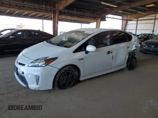 2014 Toyota Prius z VIN JTDKN3DP8E3062562, wystawiony jako Copart lot #47464345 z przebiegiem 247 543 mil mil oraz Szkoda całkowita • Salvage title. Historia ofert i sprzedaży dostępna na DreamBid. Obrazek 1.