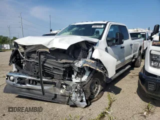2023 Ford F-250 XL with VIN 1FT7W2BT0PEC14967, listed as a Copart auction lot 58661045 with 42,979 mi miles and Salvage title. Bid and sale history available at DreamBid. Image 1.