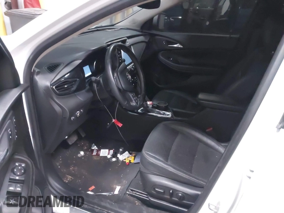 2021 Buick Encore GX Essence with VIN KL4MMGSL2MB176784, listed as a IAAI auction lot 41238164 with 109,547 mi miles and . Bid and sale history available at DreamBid. Image 5.