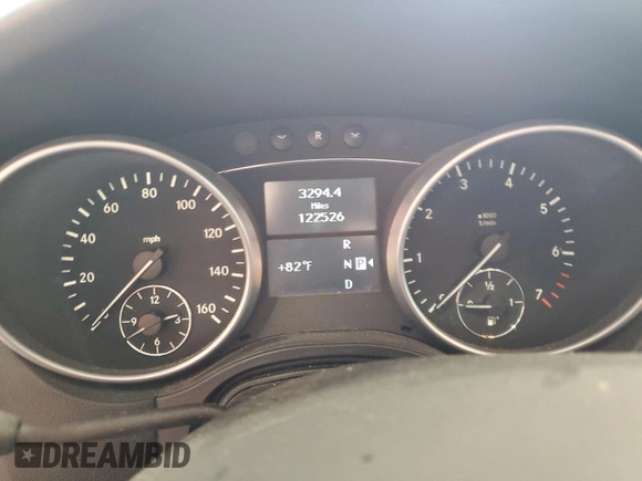 2011 Mercedes-Benz M 350 z VIN 4JGBB5GB7BA697697, wystawiony jako Copart lot #57138125 z przebiegiem 122 526 mil mil oraz Szkoda całkowita • Salvage title. Historia ofert i sprzedaży dostępna na DreamBid. Obrazek 9.
