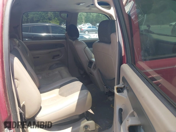 2004 Chevrolet Avalanche Z66 z VIN 3GNEC12T14G154980, wystawiony jako IAAI lot #42739937 z przebiegiem Nie podano mil oraz . Historia ofert i sprzedaży dostępna na DreamBid. Obrazek 8.