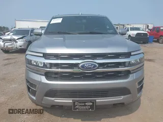 2022 Ford Expedition Max Limited с VIN 1FMJK2AT8NEA19632, выставлен на аукционе IAAI как лот 42392872 с пробегом 72 977 миль миль и . История ставок и продаж доступна на DreamBid. Изображение 12.