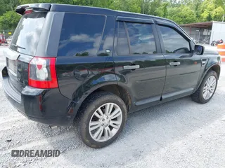 2009 Land Rover LR2 HSE z VIN SALFT24NX9H114856, wystawiony jako IAAI lot #42479735 z przebiegiem 178 587 mil mil oraz . Historia ofert i sprzedaży dostępna na DreamBid. Obrazek 4.
