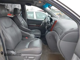 2005 Toyota Sienna XLE with VIN 5TDZA22C05S268221, listed as a IAAI auction lot 41914653 with 250,236 mi miles and . Bid and sale history available at DreamBid. Image 5.