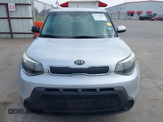 2014 Kia Soul with VIN KNDJN2A22E7738768, listed as a IAAI auction lot 41728768 with 70,013 mi miles. Bid and sale history available at carsss.com. Image 12.