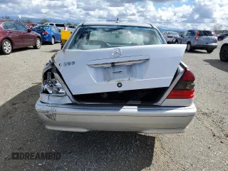 2000 Mercedes-Benz C 230/260/280/320 z VIN WDBHA29G3YA859826, wystawiony jako Copart lot #48573425 z przebiegiem 158 093 mil mil oraz Szkoda całkowita • Salvage title. Historia ofert i sprzedaży dostępna na DreamBid. Obrazek 6.
