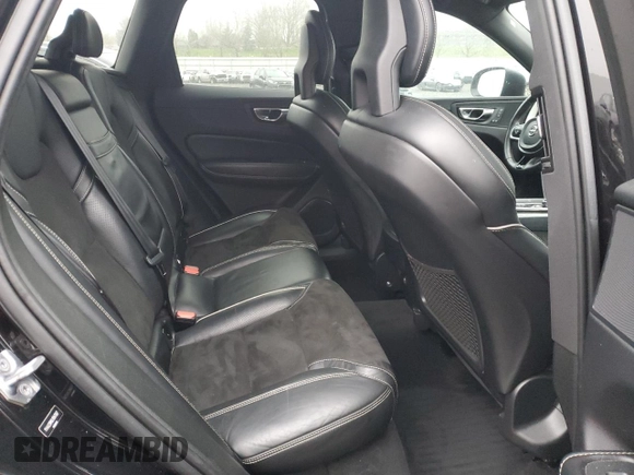 2018 Volvo XC60 R-Design with VIN YV4A22RM0J1047067, listed as a Copart auction lot 88360895 with 62,658 mi miles and Salvage title. Bid and sale history available at DreamBid. Image 11.