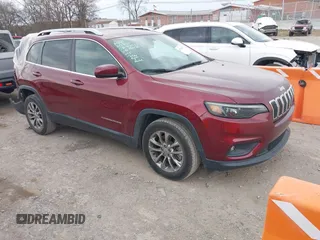 2019 Jeep Cherokee Latitude Plus z VIN 1C4PJLLN1KD196126, wystawiony jako IAAI lot #41701611 z przebiegiem 62 022 mil mil oraz . Historia ofert i sprzedaży dostępna na DreamBid. Obrazek 1.
