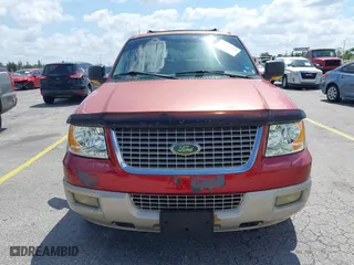 2005 Ford Expedition Eddie Bauer with VIN 1FMPU175X5LA40873, listed as a IAAI auction lot 42017353 with 216,737 mi miles. Bid and sale history available at carsss.com. Image 6.