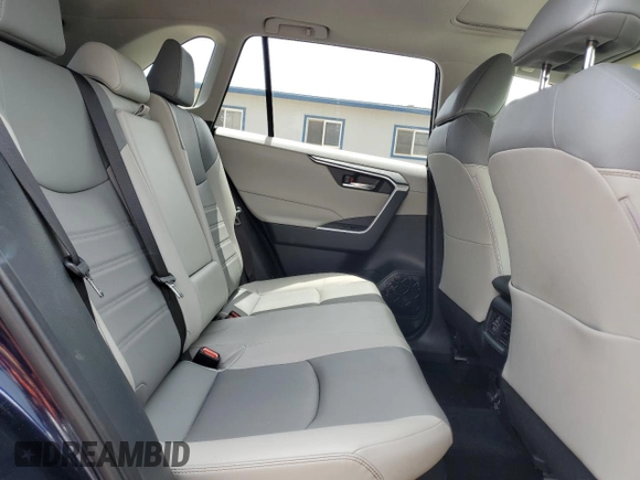 2023 Toyota RAV4 Hybrid XLE Premium z VIN JTMB6RFV1PD100836, wystawiony jako Copart lot #51694985 z przebiegiem 19 870 mil mil oraz Szkoda całkowita • Salvage title. Historia ofert i sprzedaży dostępna na DreamBid. Obrazek 11.