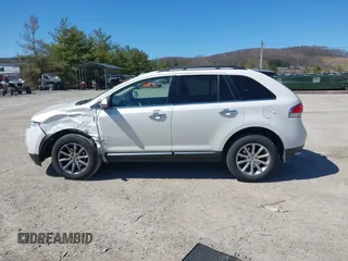2015 Lincoln MKX with VIN 2LMDJ8JK5FBL28180, listed as a IAAI auction lot 41902983 with 112,790 mi miles. Bid and sale history available at carsss.com. Image 14.