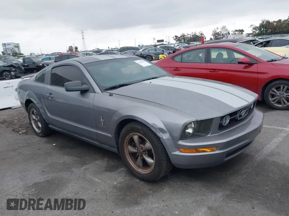 2006 Ford Mustang Standard with VIN 1ZVFT80N365183432, listed as a IAAI auction lot 42200159 with 192,140 mi miles and . Bid and sale history available at carsss.com. Image 1.