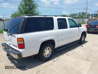 2003 Chevrolet Suburban LS with VIN 3GNEC16ZX3G103393, listed as a IAAI auction lot 42679046 with 316,490 mi miles and . Bid and sale history available at DreamBid. Image 4.