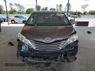2015 Toyota Sienna XLE с VIN 5TDYK3DC0FS630013, выставлен на аукционе Copart как лот 60044955 с пробегом 124 063 миль миль и Списание • Salvage title. История ставок и продаж доступна на DreamBid. Изображение 5.