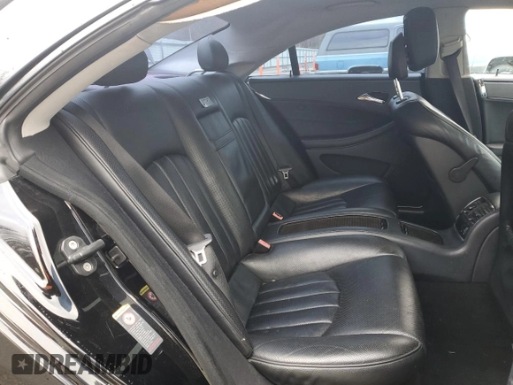 2010 Mercedes-Benz CLS 550 с VIN WDDDJ7CB3AA163635, выставлен на аукционе Copart как лот 81813034 с пробегом 134 239 миль миль и Списание • Salvage title. История ставок и продаж доступна на DreamBid. Изображение 10.