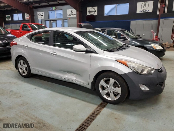 2013 Hyundai Elantra GLS PZEV with VIN KMHDH4AE9DU828277, listed as a Copart auction lot 84437384 with 175,084 mi miles and Clean Title. Bid and sale history available at carsss.com. Image 4.