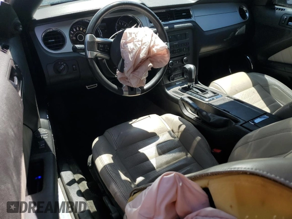 2014 Ford Mustang V6 with VIN 1ZVBP8EM6E5239901, listed as a Copart auction lot 57832665 with 87,798 mi miles and Salvage title. Bid and sale history available at DreamBid. Image 8.