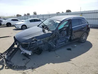 2019 Mercedes-Benz GLC with VIN WDC0G4KB8KV137513, listed as a Copart auction lot 49992365 with 0 mi miles and Salvage Title. Bid and sale history available at carsss.com. Image 1.