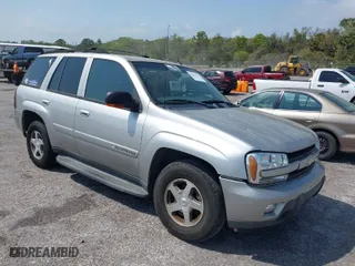 2004 Chevrolet TrailBlazer LT with VIN 1GNDS13SX42239605, listed as a IAAI auction lot 41862159 with 235,797 mi miles. Bid and sale history available at carsss.com. Image 1.
