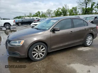 2011 Volkswagen Jetta SE с VIN 3VWBZ7AJ3BM321929, выставлен на аукционе Copart как лот 53988565 с пробегом 122 138 миль миль и Списание • Salvage title. История ставок и продаж доступна на DreamBid. Изображение 1.