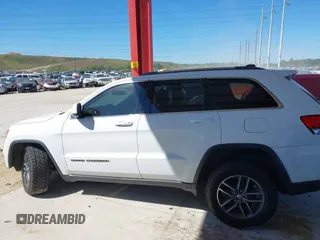 2018 Jeep Grand Cherokee Altitude with VIN 1C4RJEAG6JC270735, listed as a IAAI auction lot 41784446 with 122,263 mi miles. Bid and sale history available at carsss.com. Image 15.