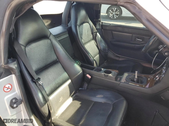 2001 BMW Z3 2.5i with VIN WBACN33431LK45838, listed as a Copart auction lot 77141714 with 113,754 mi miles and Salvage Title. Bid and sale history available at carsss.com. Image 10.